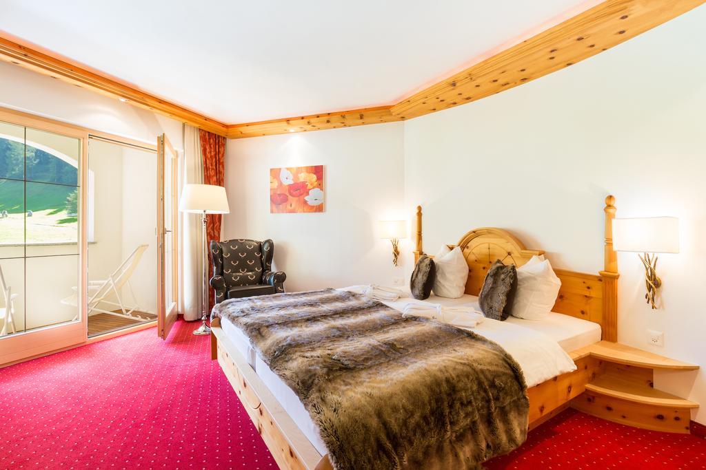 Chasa Castello Relax & Spa Samnaun Værelse billede