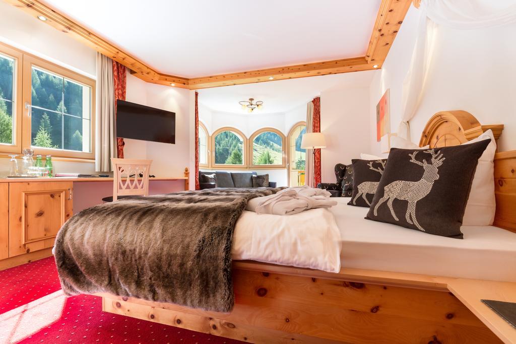 Chasa Castello Relax & Spa Samnaun Værelse billede